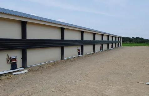 Un plancher chauffant basse température pour deux poulaillers vendéens