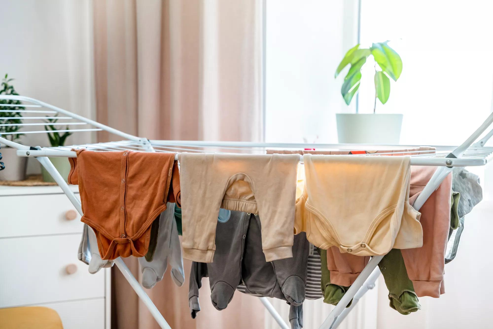 Drying laundry indoors is not unhealthy with mechanical ventilation. No risk of mould.