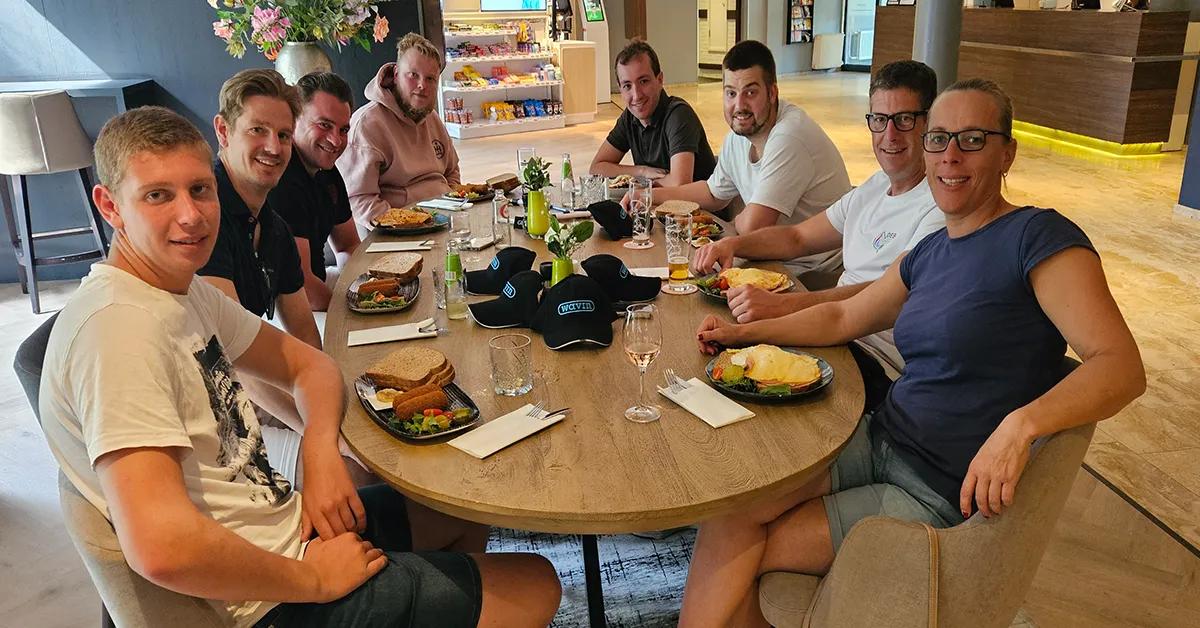 Lunch - Flyboarden - DEBA - 1 - 1200x628